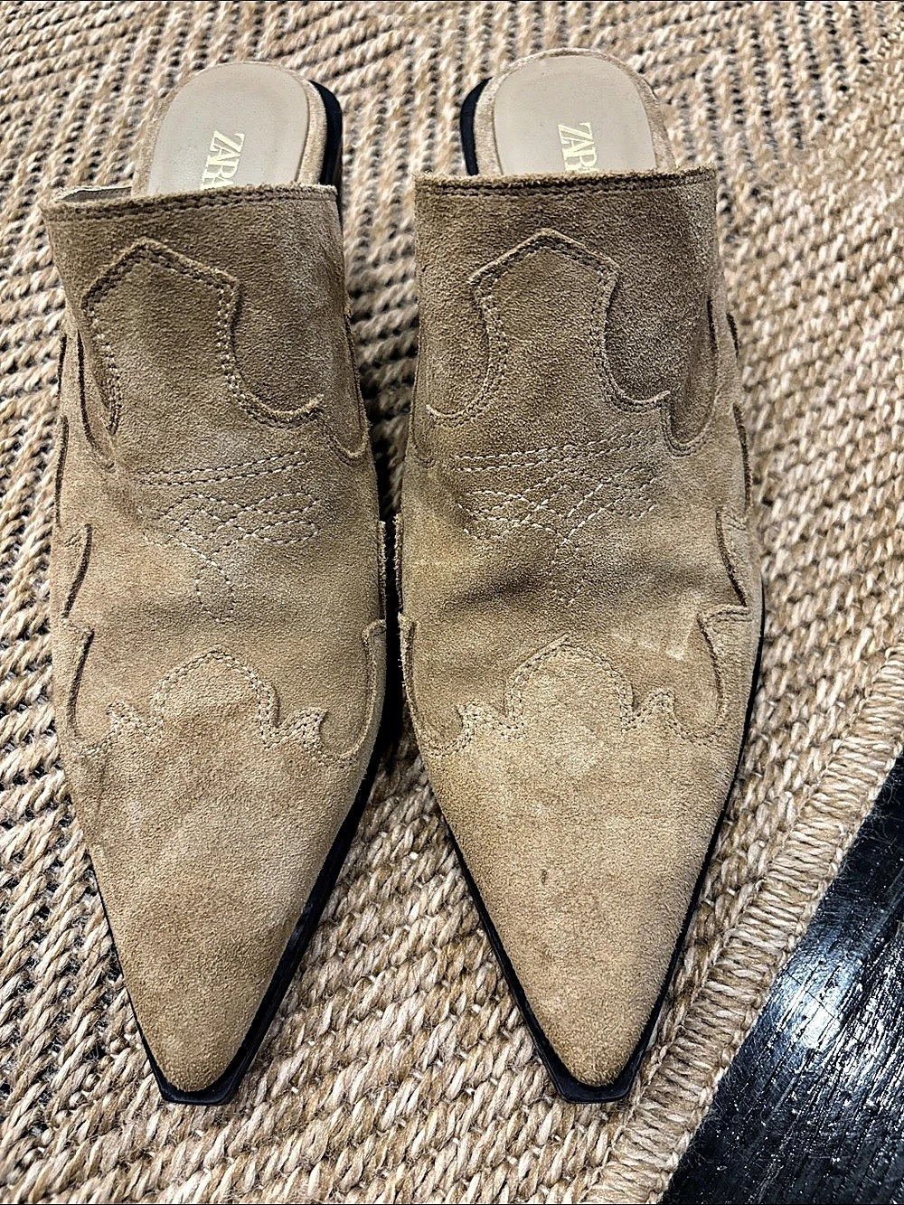 Zara Embroidered Pointed-Toe Mules in Brown EU 40